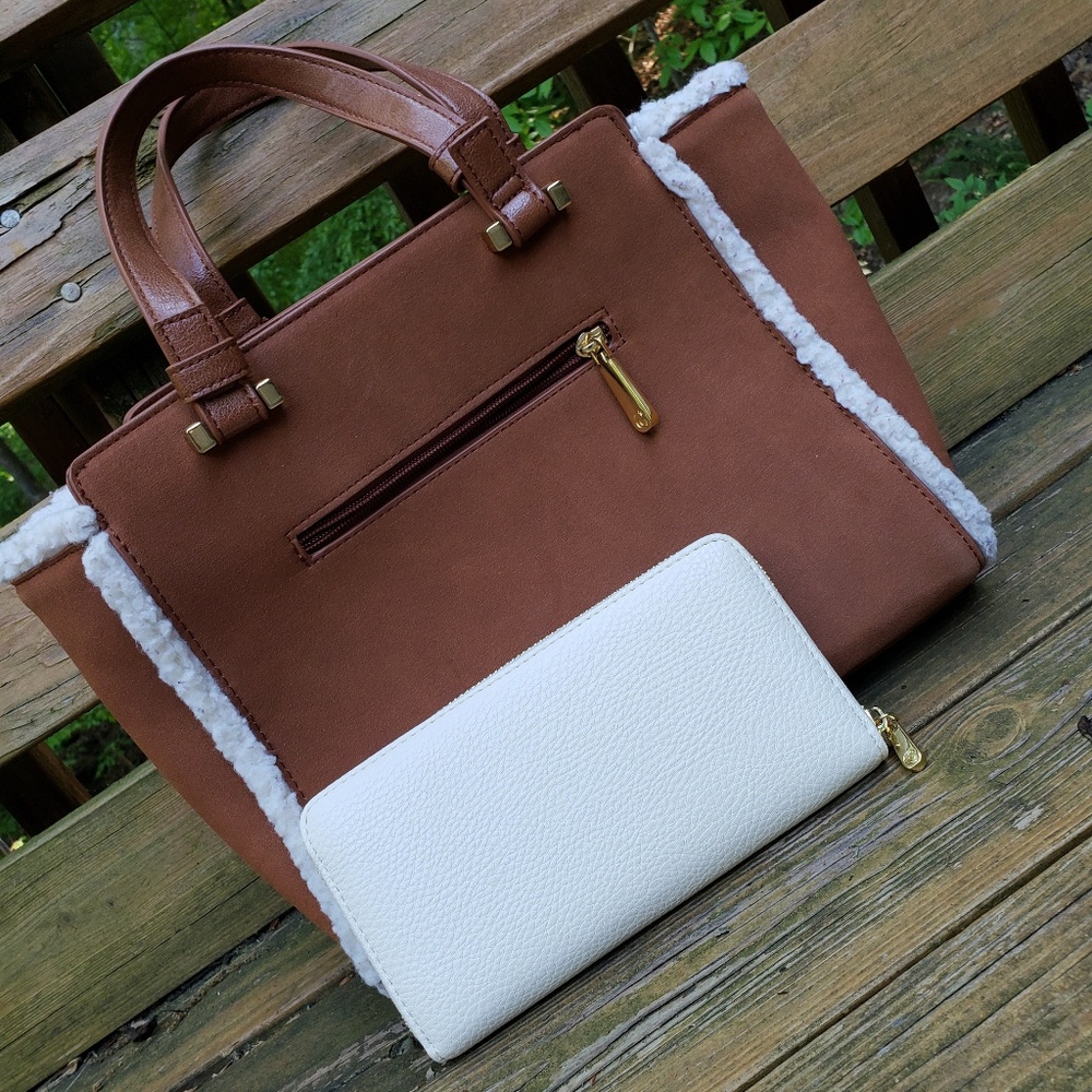 Purse and wallet